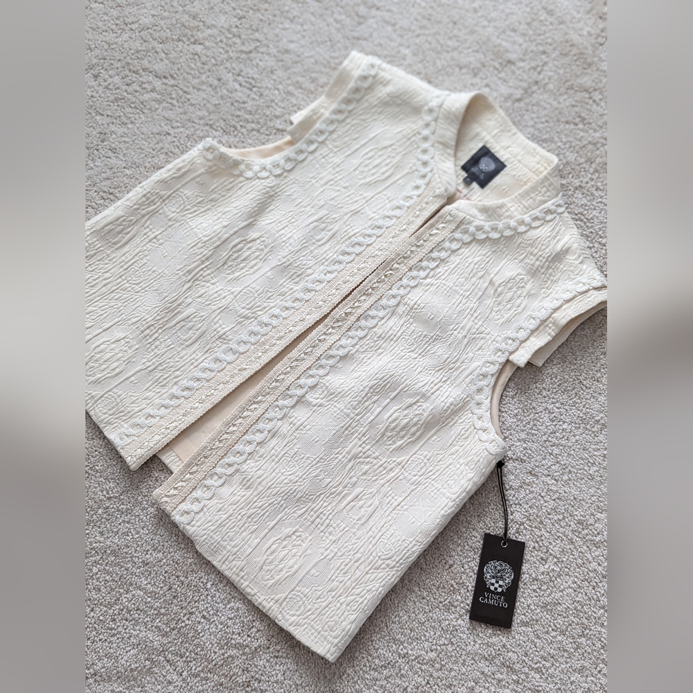 Vince Camuto cream vest size 12 NWT